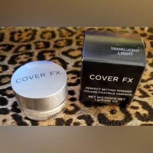 NEW COVER FX MINI PERFECT SETTING POWDER IN TRANSLUCENT LIGHT